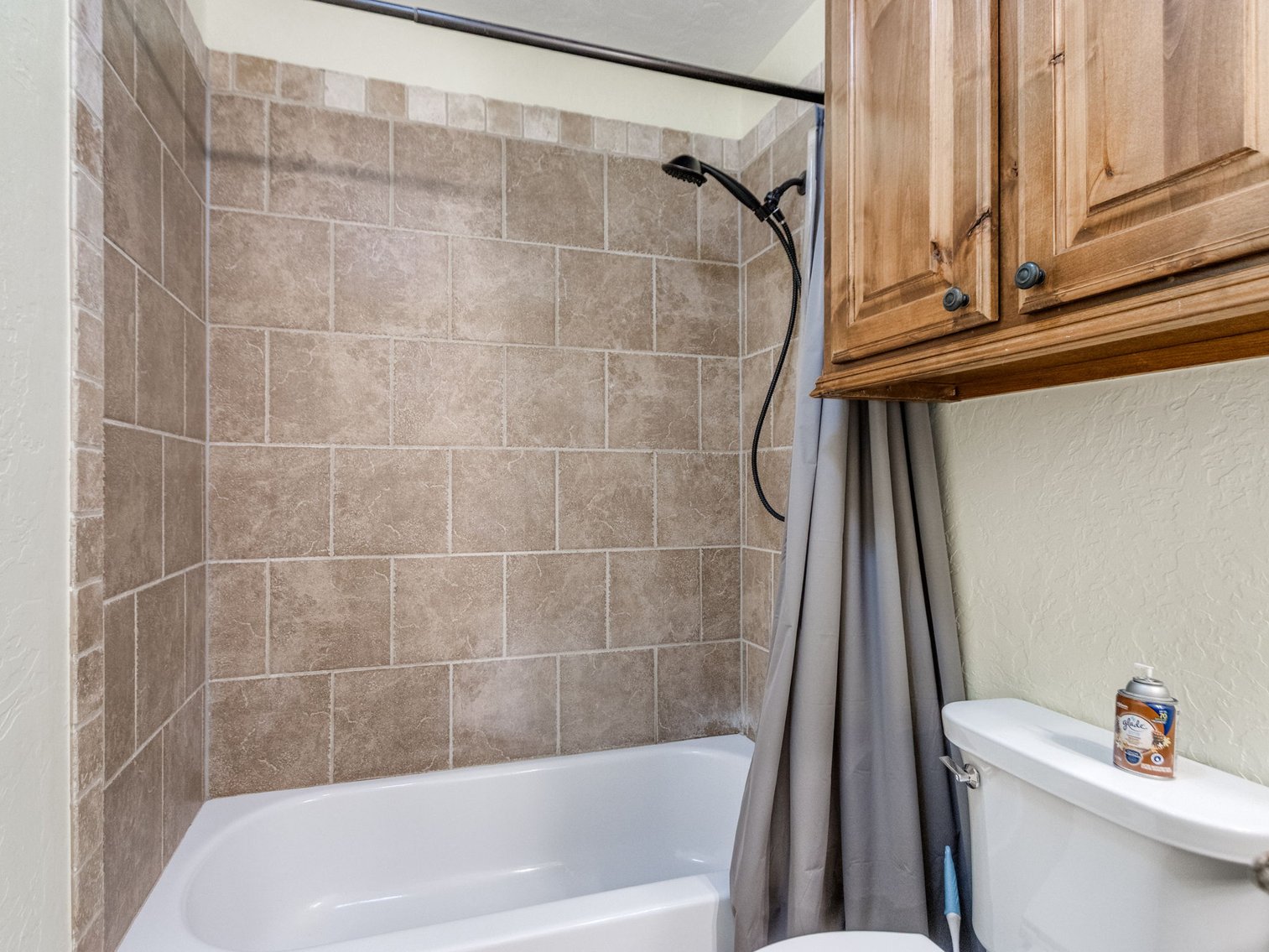 Image for 5861 Whispering Lakes Dr, Noble, OK - Beautiful Home, Shop, & Acreage