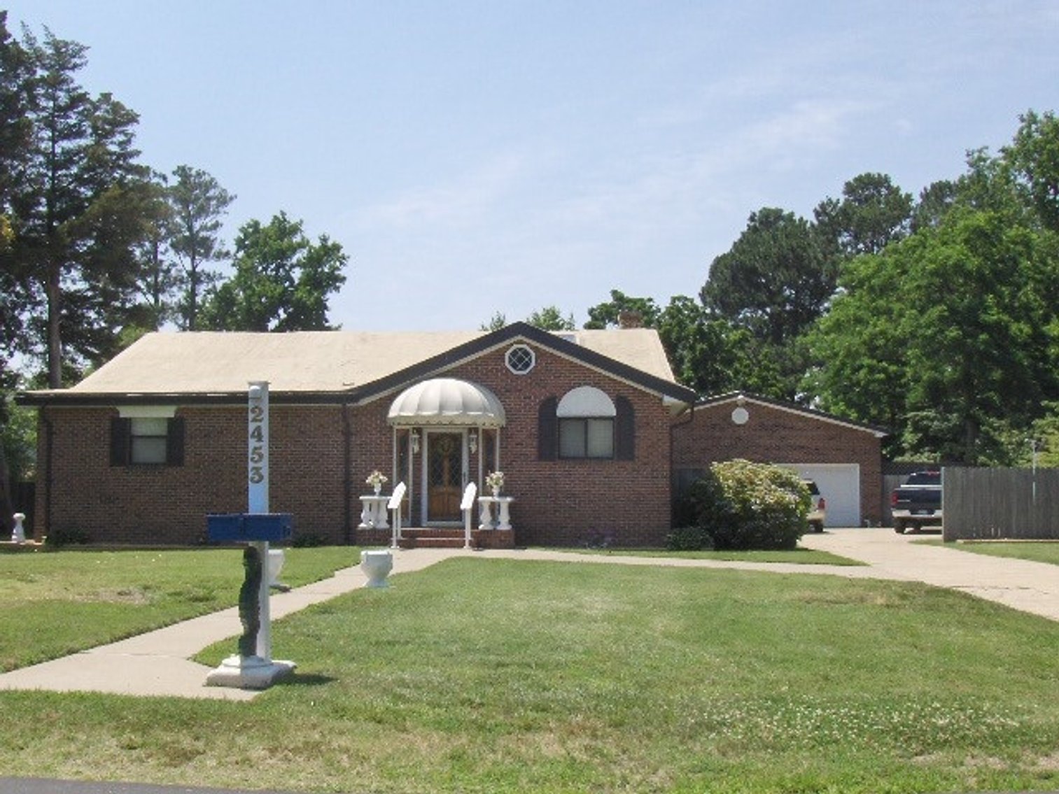 Image for 2453 Beaufort Avenue