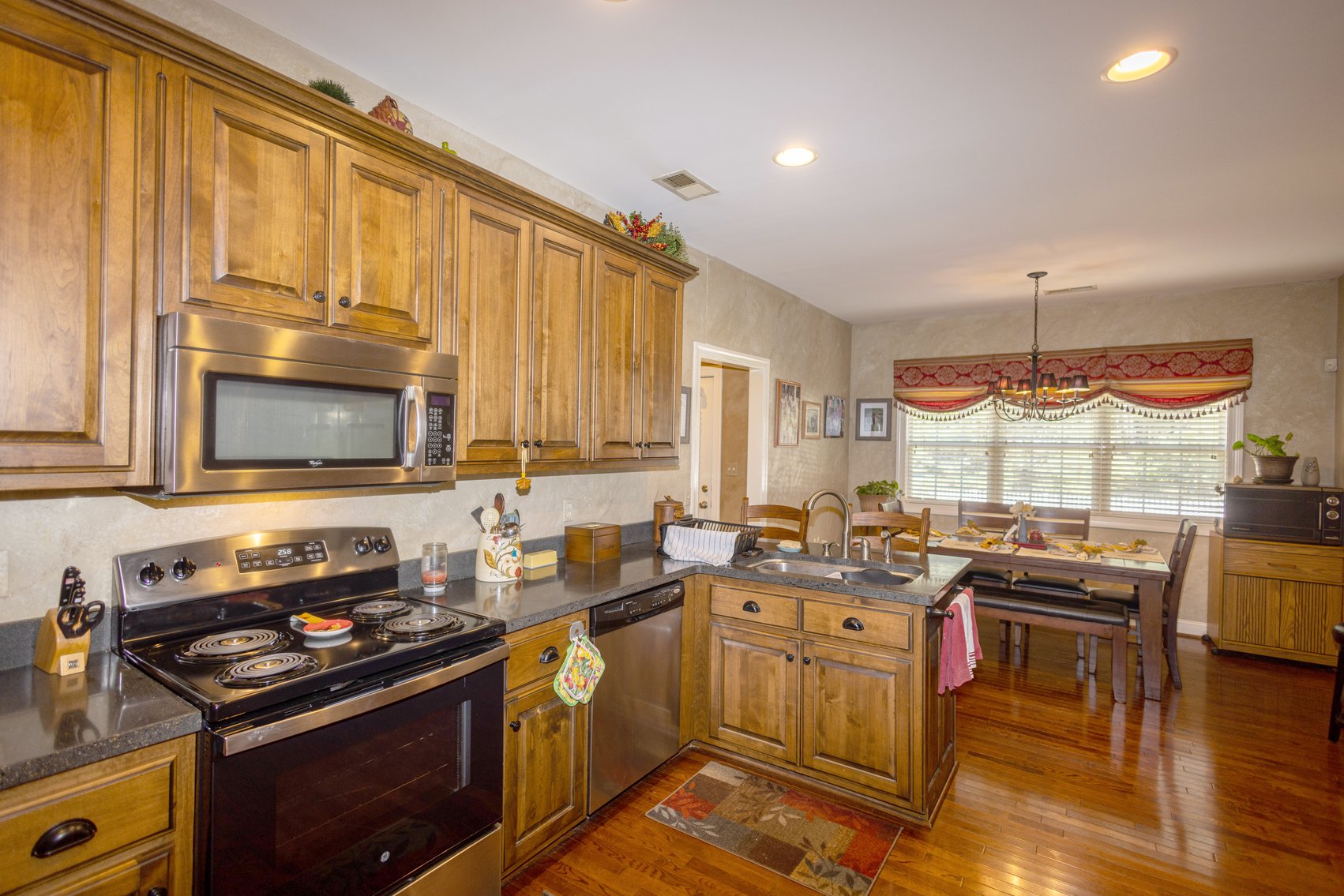 Image for Custom Brick Home in Fox Chase Subdivision in Hokes Bluff (Gadsden), Alabama...SOLD