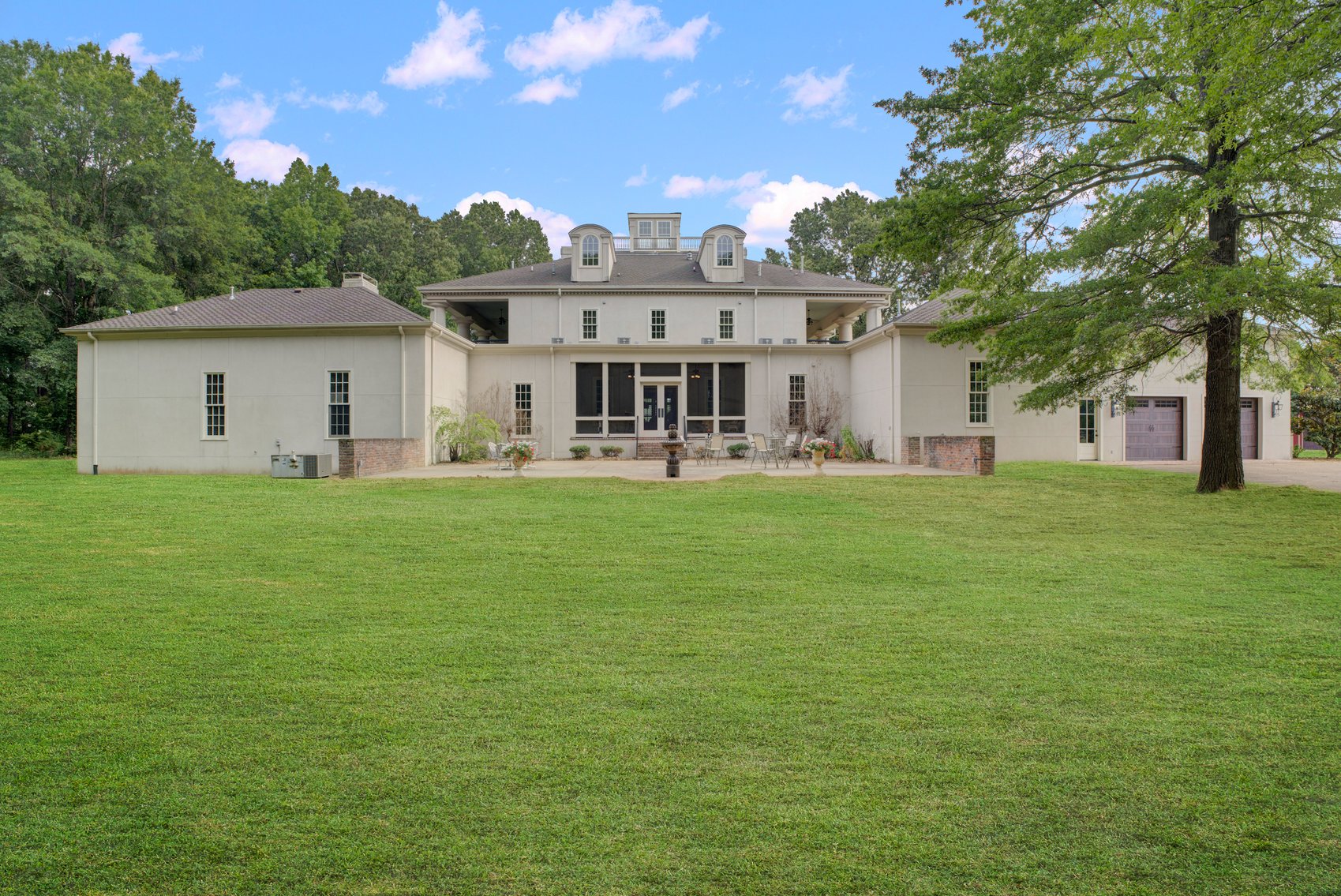 Image for Pecan Grove – Luxury Estate on 14 Acres in Jackson, Tennessee