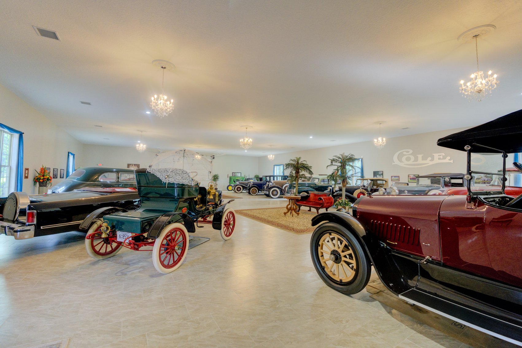 Image for Pecan Grove – Luxury Estate on 14 Acres in Jackson, Tennessee