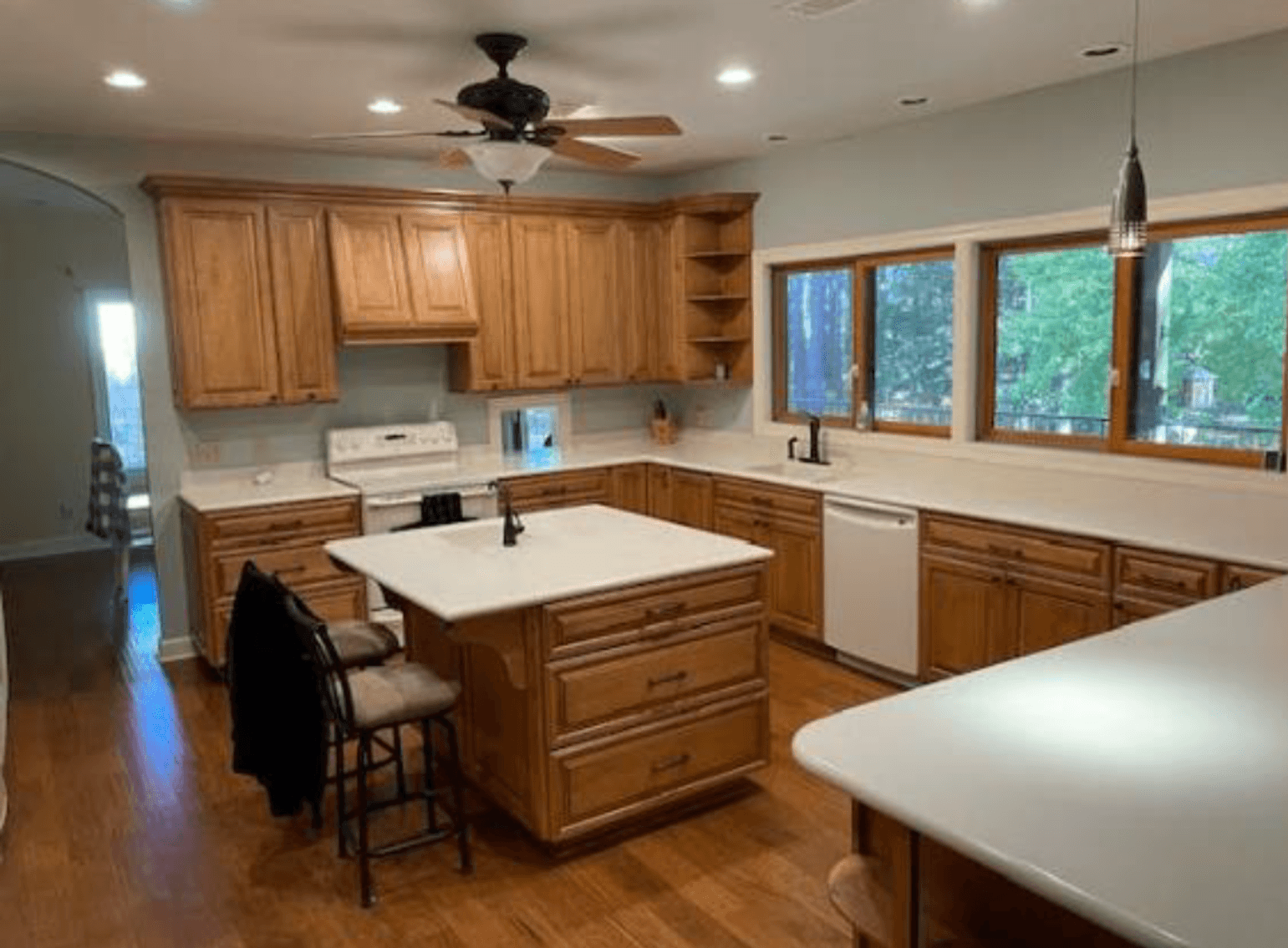 Image for Aviation Home & Hangar – Clinton, Arkansas