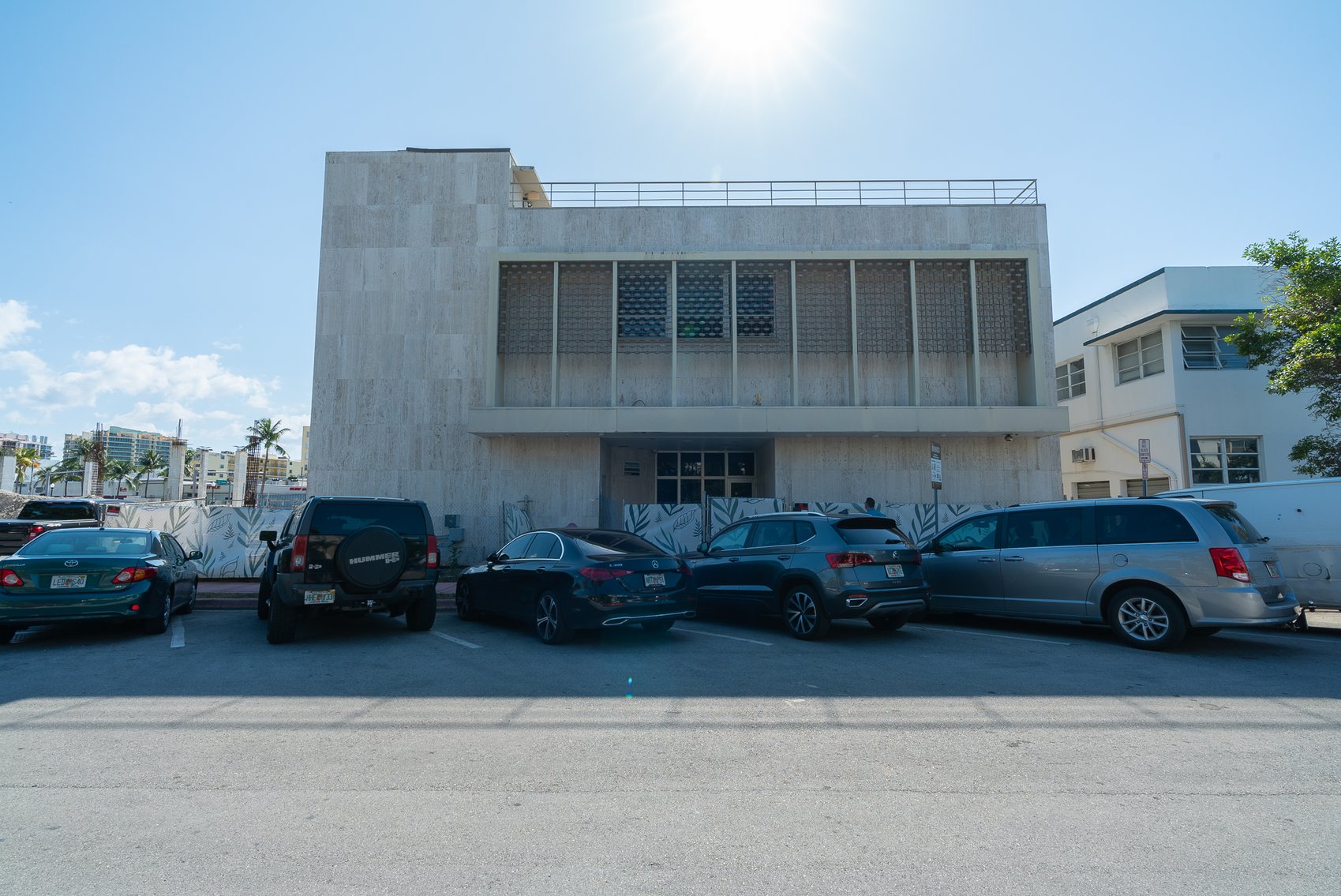 Image for Receiver Ordered Real Estate Sale - Miami Beach, FL