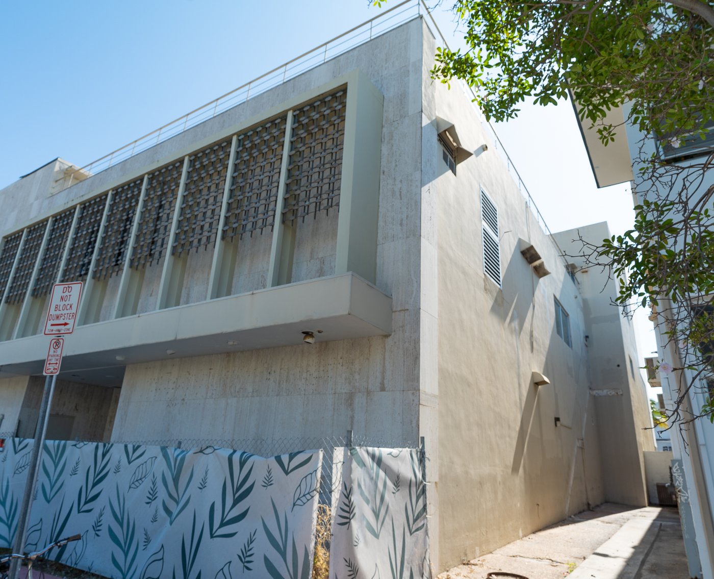 Image for Receiver Ordered Real Estate Sale - Miami Beach, FL