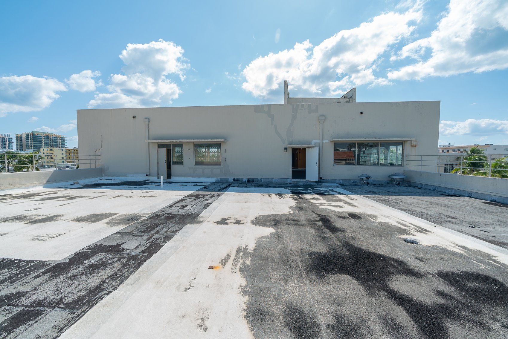 Image for Receiver Ordered Real Estate Sale - Miami Beach, FL