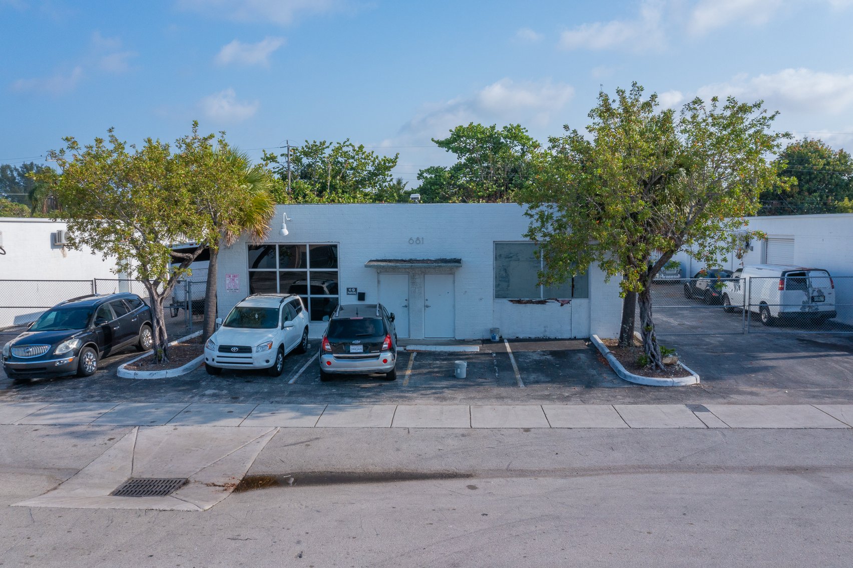 Image for Real Estate Sale - 6 Prime Industrial Warehouses in Deerfield Beach, FL