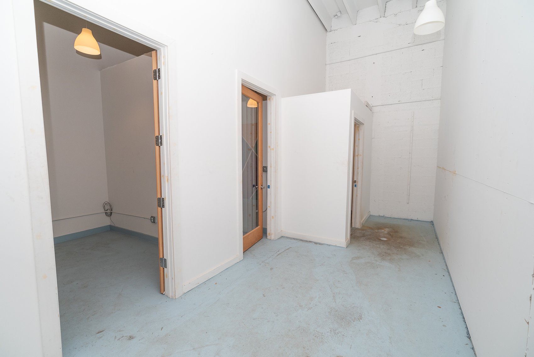 Image for Real Estate Sale - 6 Prime Industrial Warehouses in Deerfield Beach, FL