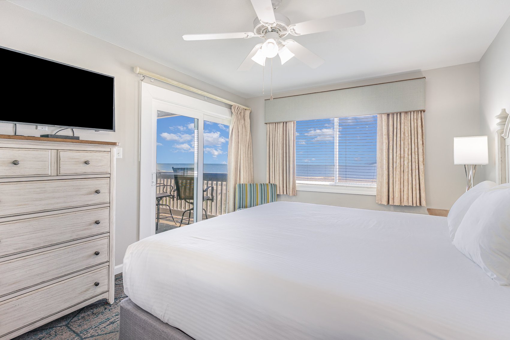 Image for Real Estate Auction - 11 Oceanfront Condo Units Offered in Bulk Purchase