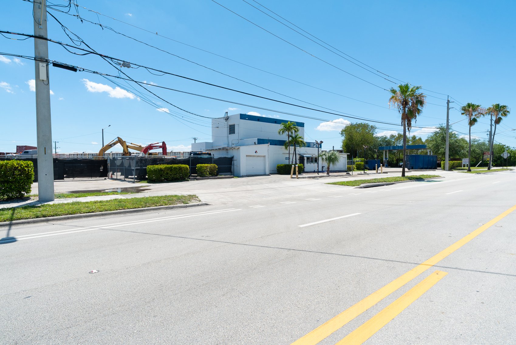 Image for Real Estate Sale - 1.35± Acre Fuel Service Facility with Retail Building and Outdoor Storage