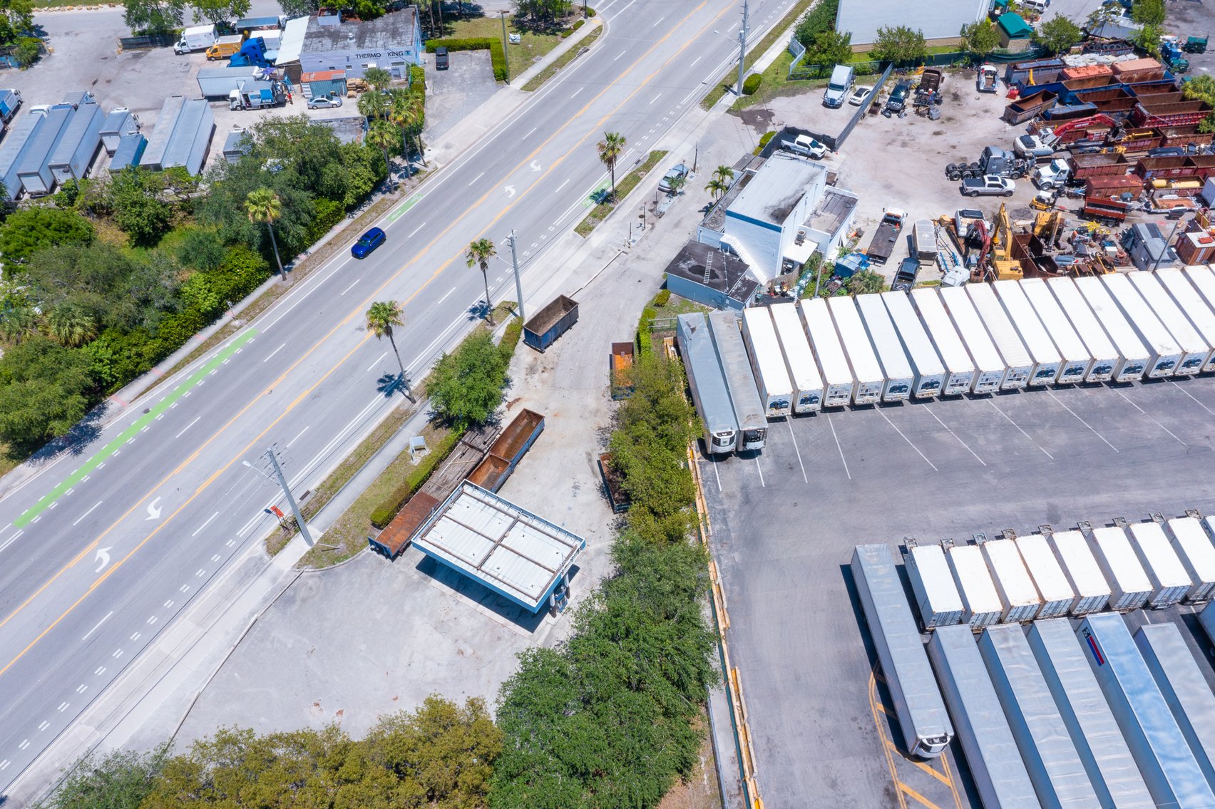 Image for Real Estate Sale - 1.35± Acre Fuel Service Facility with Retail Building and Outdoor Storage