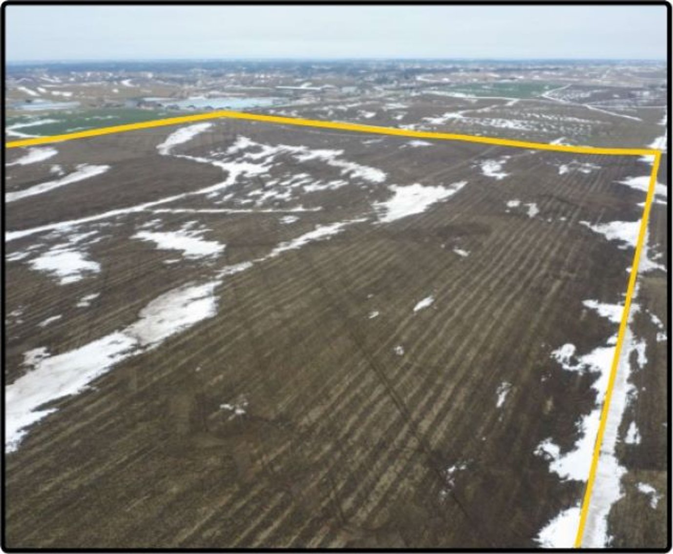 Image for Closed - Benton Co., IA - 317.29 Ac., m/l (050-1292-01)