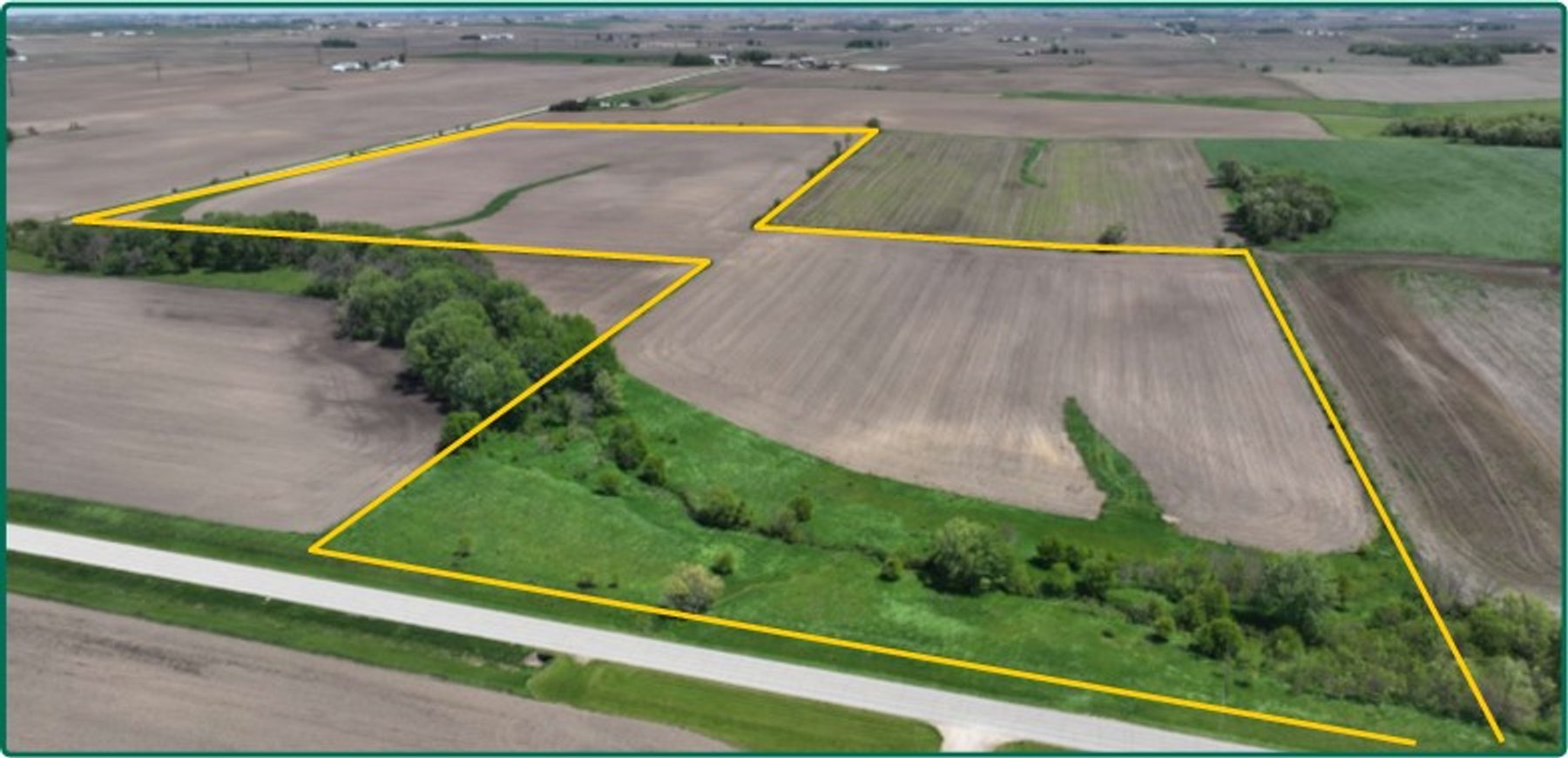 Image for Closed - Delaware Co., IA - 70.72 Ac., m/l (010-2802-02)