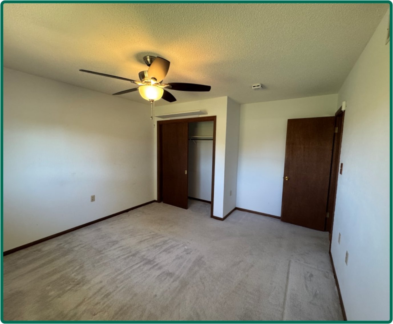 Image for Closed - Linn Co., IA - 5.19 Ac., m/l (010-2908-01)