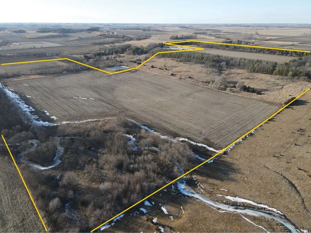 Image for Closed - Floyd Co., IA - 107.44 Ac., m/l (020-0525-13)