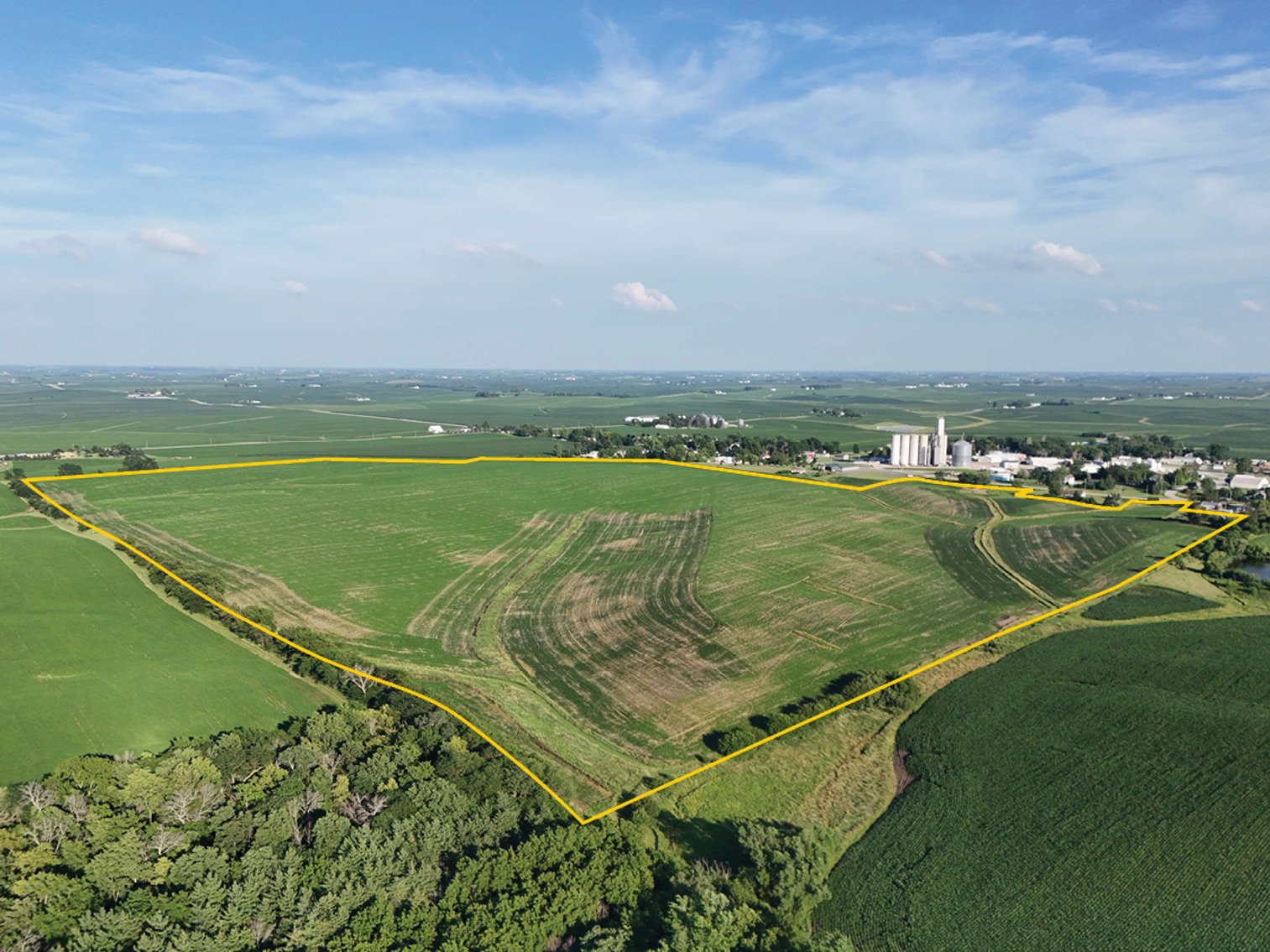 Image for Closed - Iowa Co., IA - 146.73 Ac., m/l (010-3072-01)