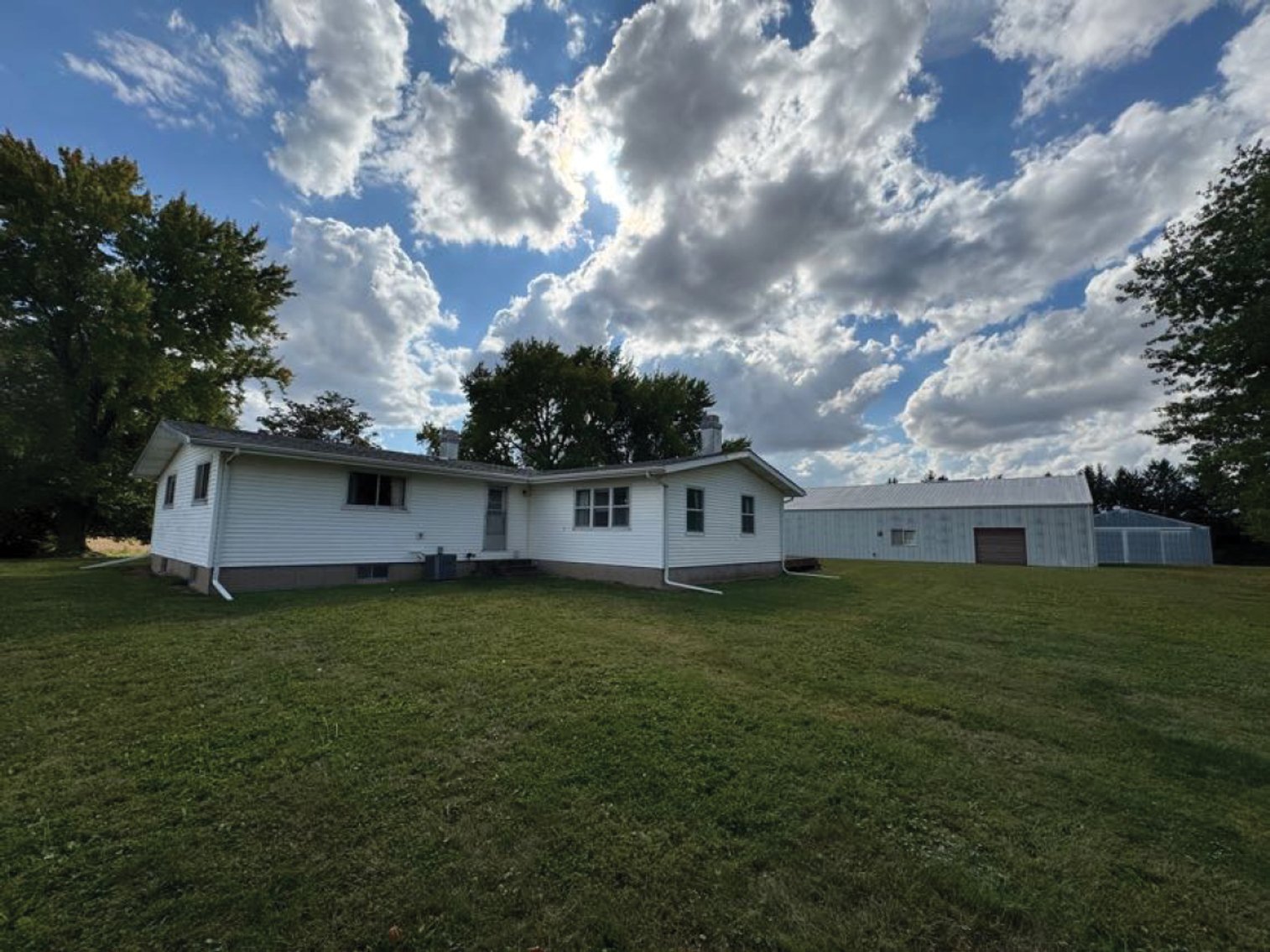 Image for Closed - Cedar Co., IA - 5.30 Ac., m/l (010-3149-03)