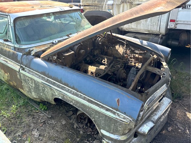 Chrysler New Yorker Deluxe Parts Car