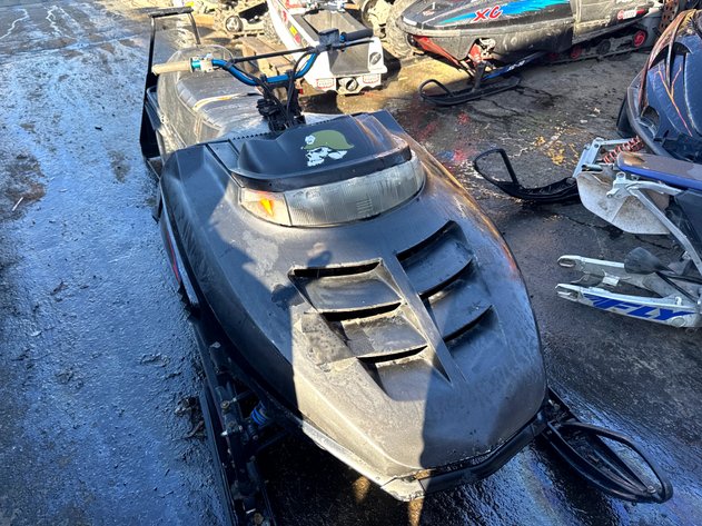 1999 Polaris Rocky Mountain King Xtra Snowmobile