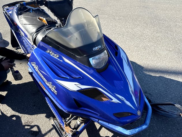 Yamaha Mountain Max 700 Snowmobile