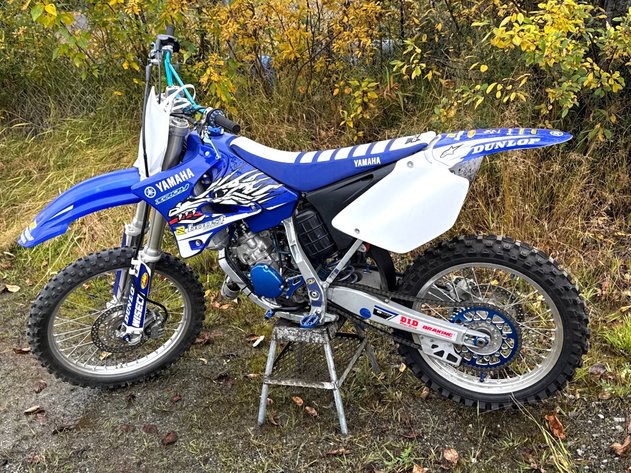 2006 Yamaha YZ 125 Dirt Bike