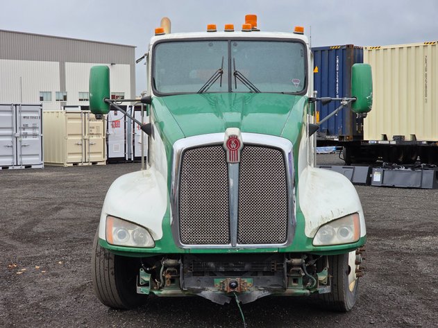 2014 Kenworth T6 Day Cab Tractor