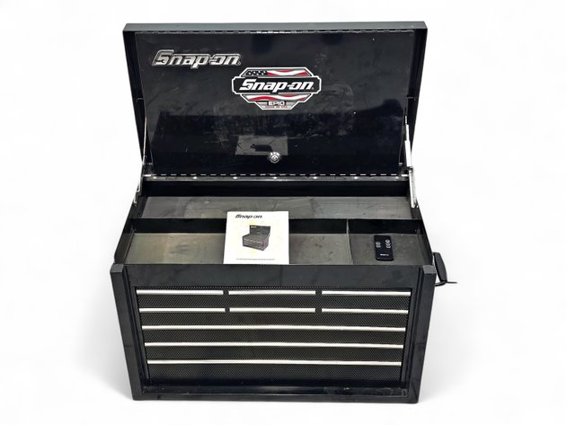Snap-on Bluetooth Speaker Toolbox