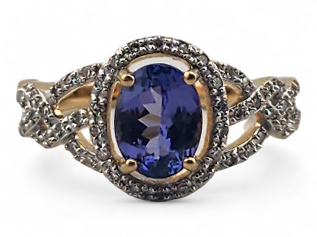 18k Yellow Gold Tanzanite & Diamond Ring