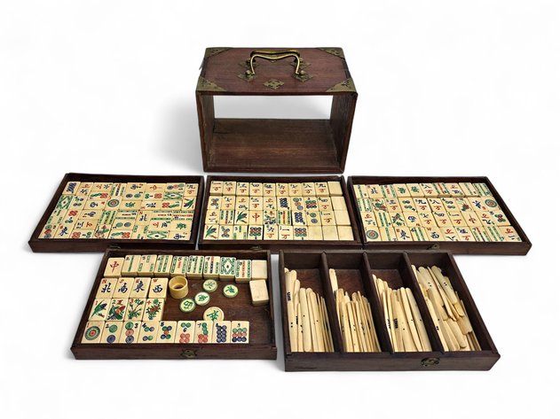 Antique Mahjong Game Set