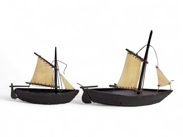 Single-Masted Baleen Sail Boats