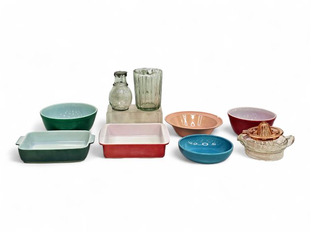 Vintage Dishware - Pyrex, Fiestaware, Lu-Ray & Others