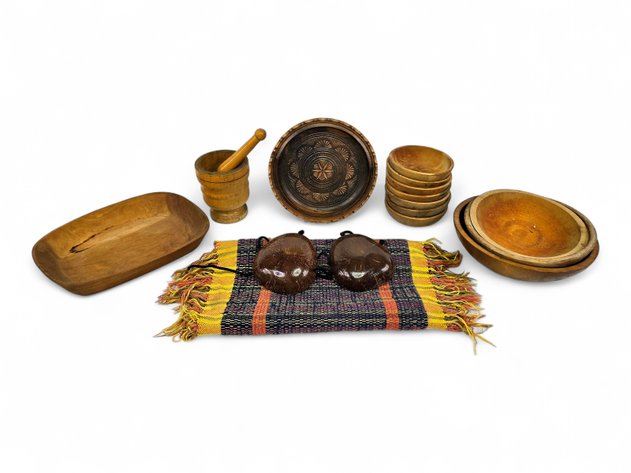 Wooden Kitchen Décor, Trinkets & Coconut Bra