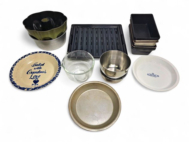 Loaf Pans, Pie Plates, Mixing Bowls & More