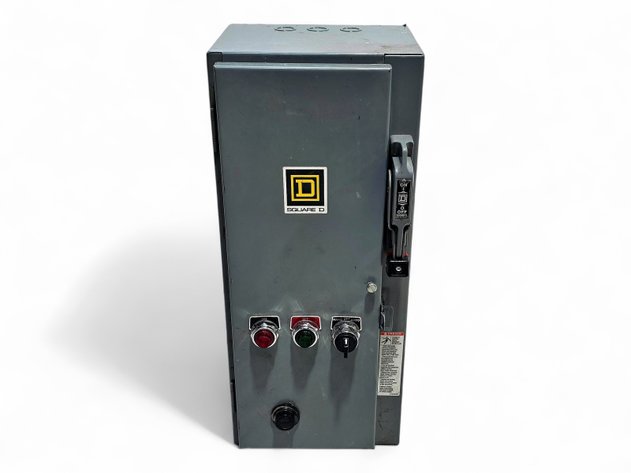 Square D NEMA Combination Motor Starter w/ Thermal-Magnetic Circuit Breaker
