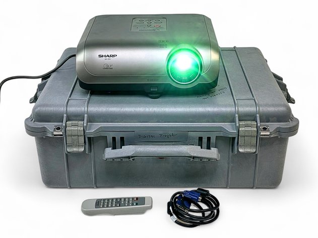 Sharp XR-10X Projector w/ Case