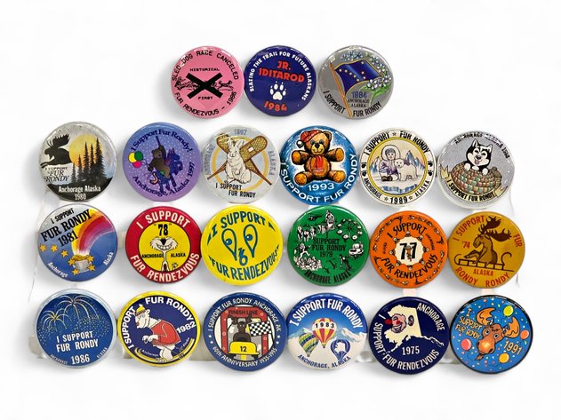 21x 1970s-1990s Vintage Fur Rondy Buttons