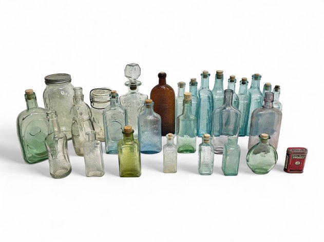 28x Vintage Glass jars & Medicine Tins