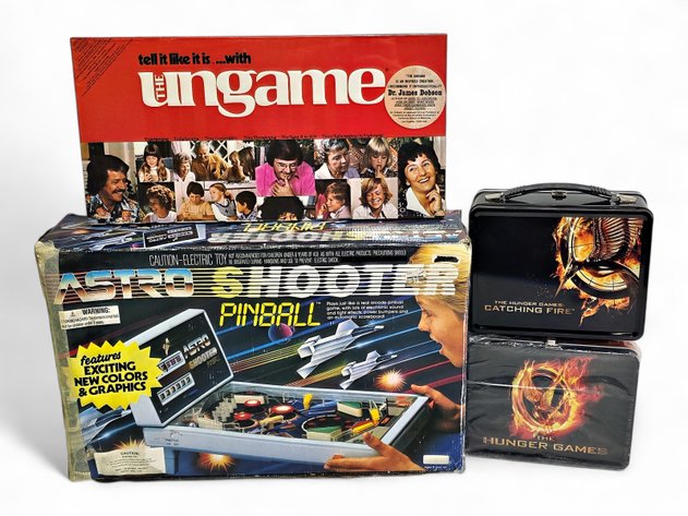 1991 TOMY Astro Shooter Pinball, The Ungame & The Hunger Games Merch