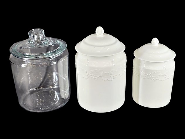 3x Ceramic & Glass Cookie Jars