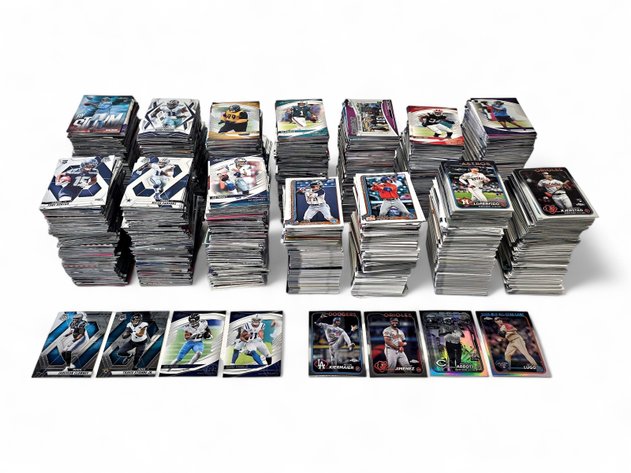 Football & Baseball Trading Cards -LaMonte Wade Jr., Micah Parsons, Travis Hunter, & More