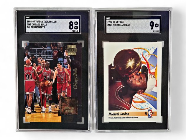 SGC MT9 Michael Jordan Great Moments & NM-MT 8 Chicago Bulls Golden Moments Card