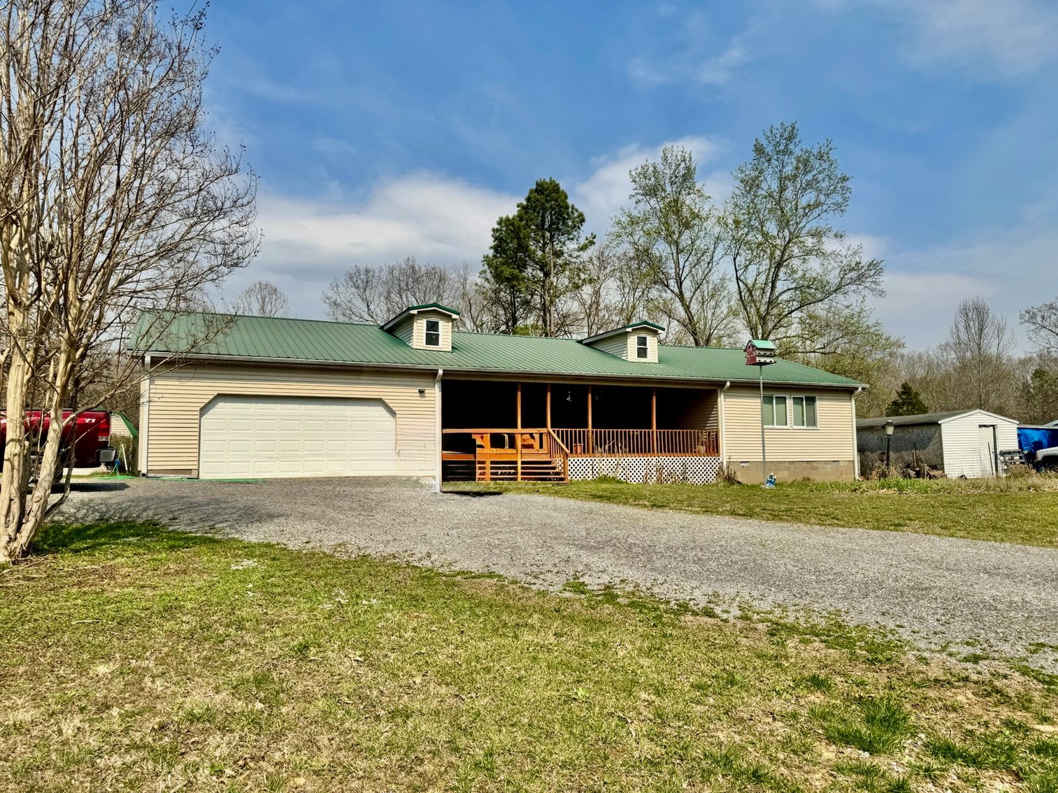 Image for Lake Area Real Estate & Personal Property Auction