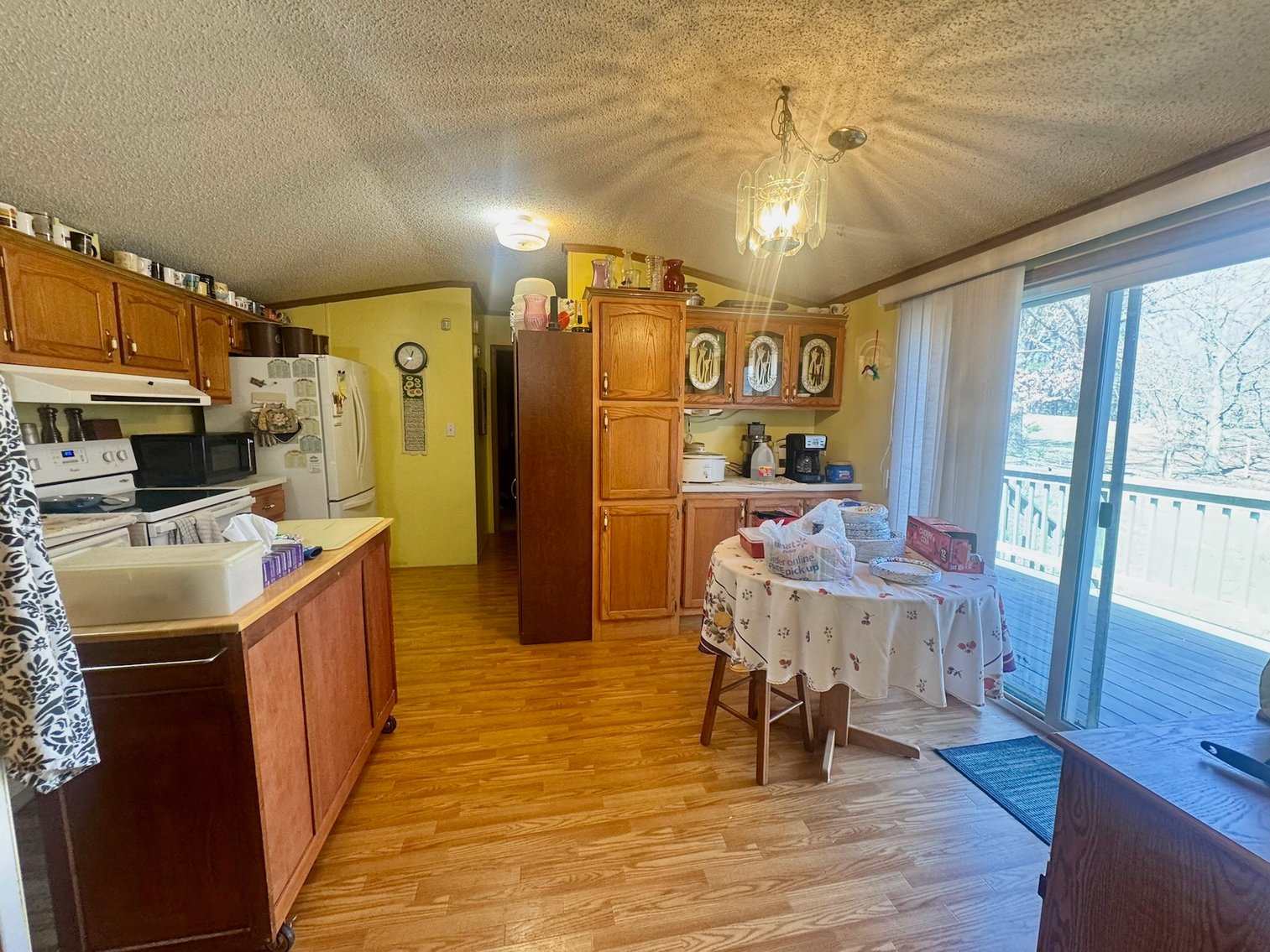 Image for Lake Area Real Estate & Personal Property Auction