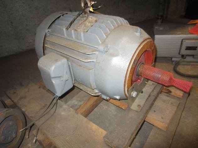 Image for 20 HP 1760 RPM Motor on Pallet (PR2)