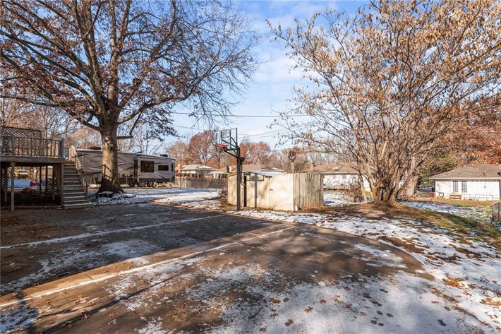 Image for 810 SE 14th St. - Oak Grove, MO