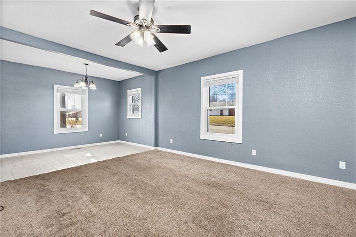 Image for 11 E. 26th St. - Higginsville, MO