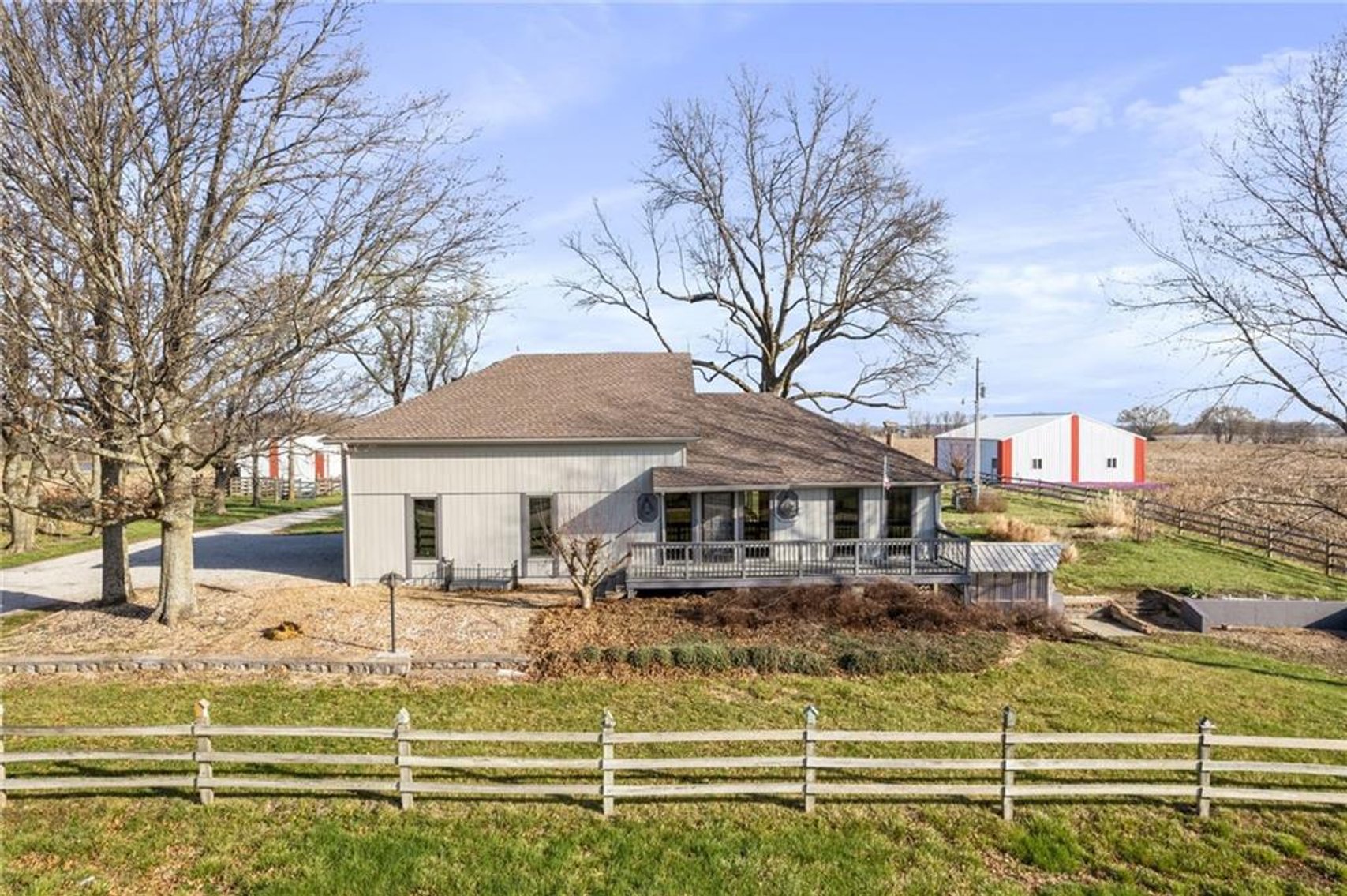 Image for 843 NW 825th Rd - Centerview, MO