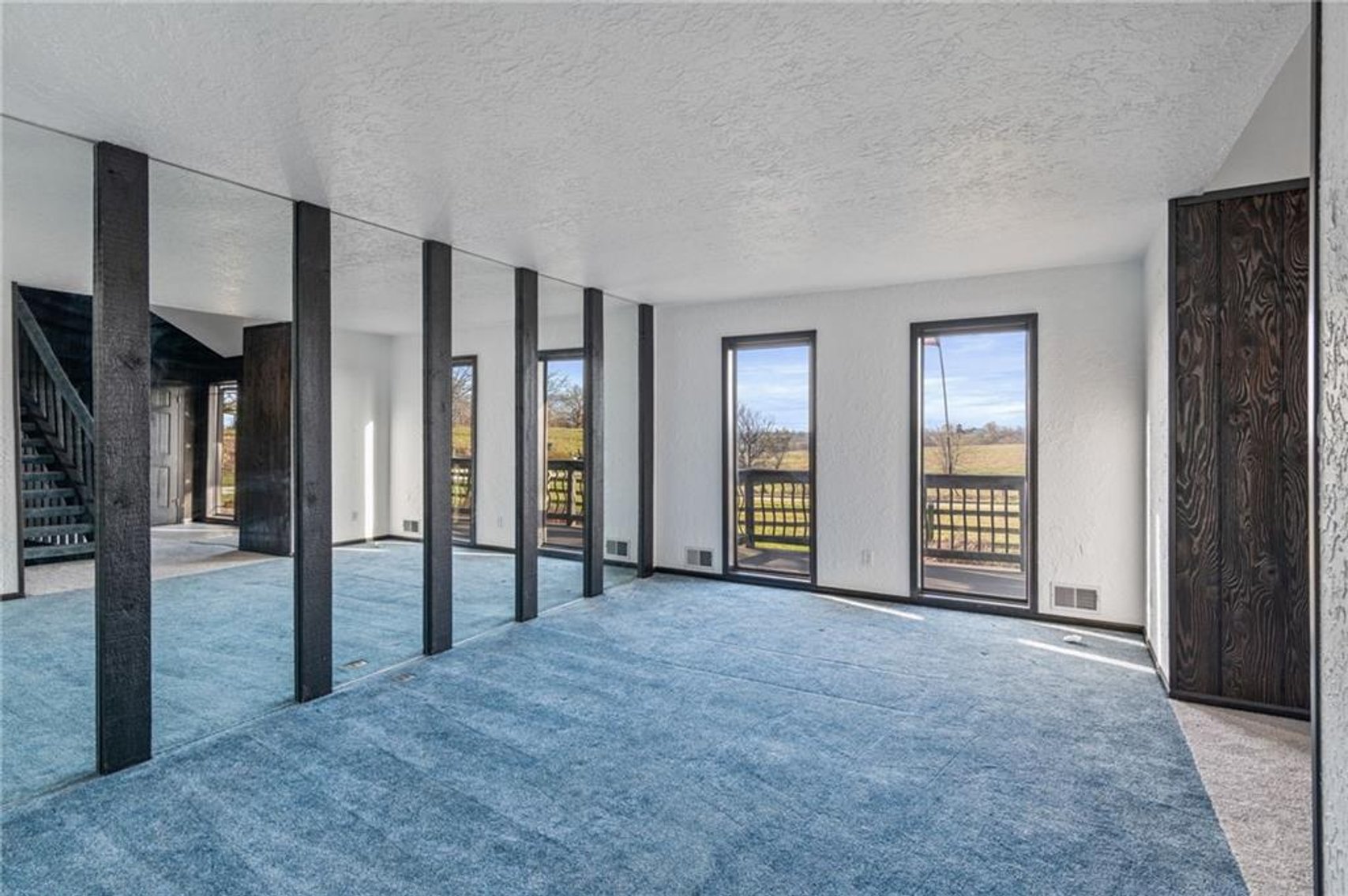 Image for 843 NW 825th Rd - Centerview, MO