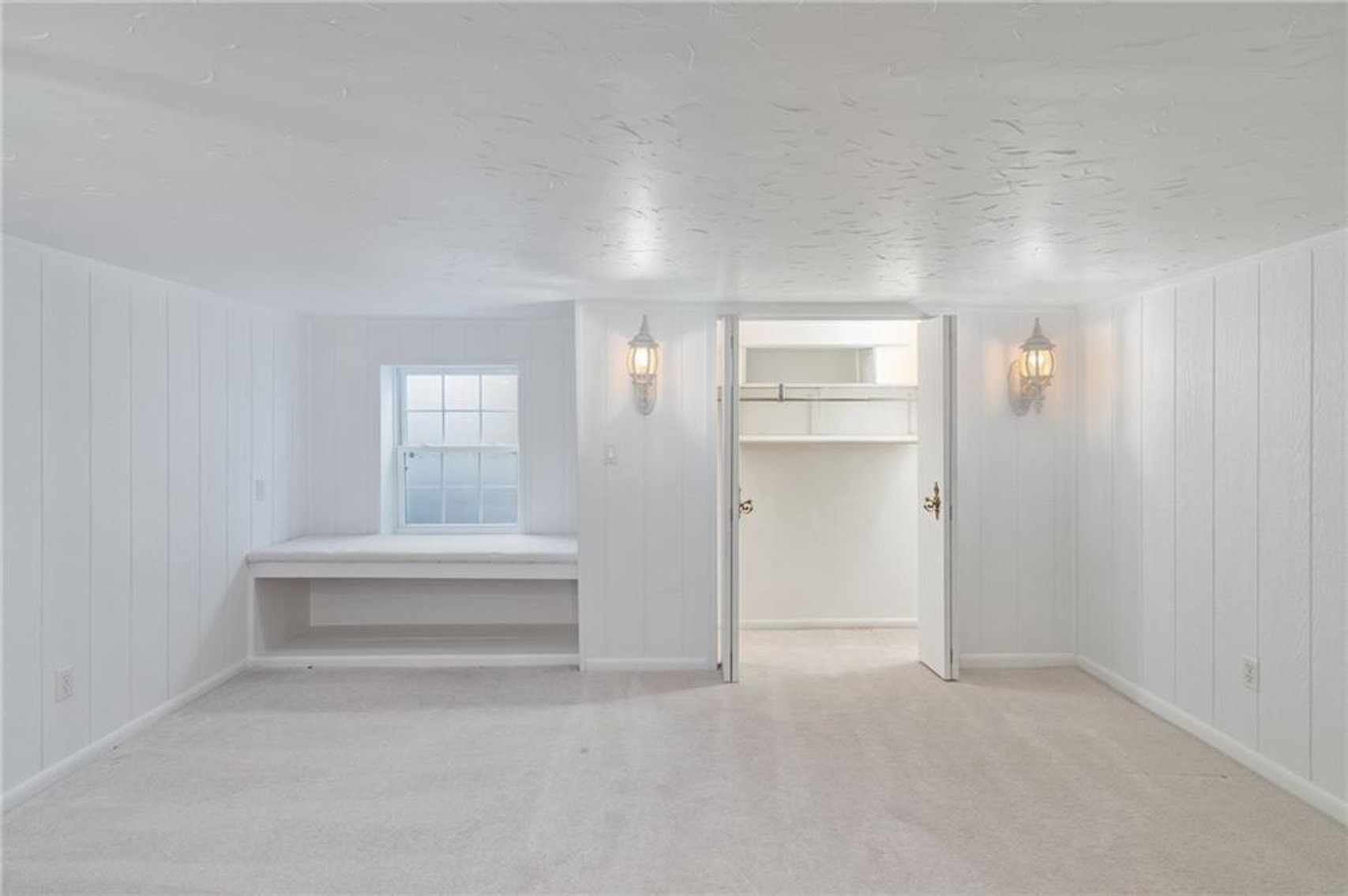 Image for 843 NW 825th Rd - Centerview, MO