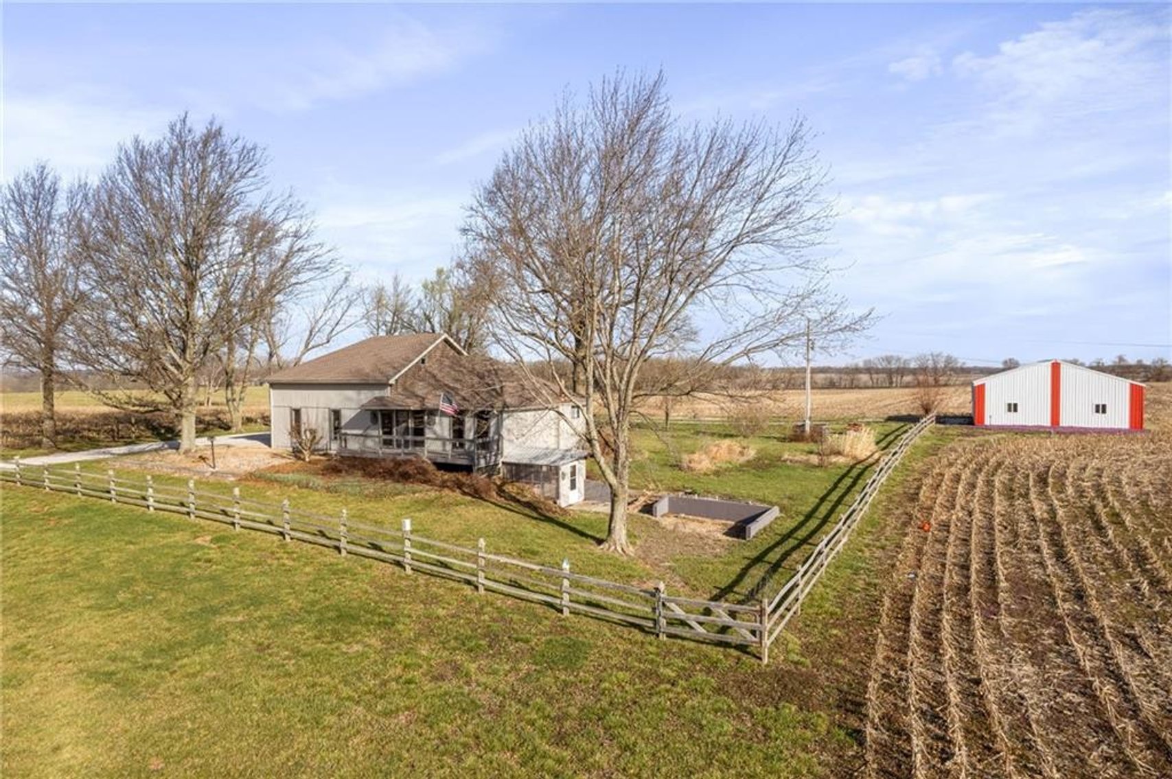 Image for 843 NW 825th Rd - Centerview, MO