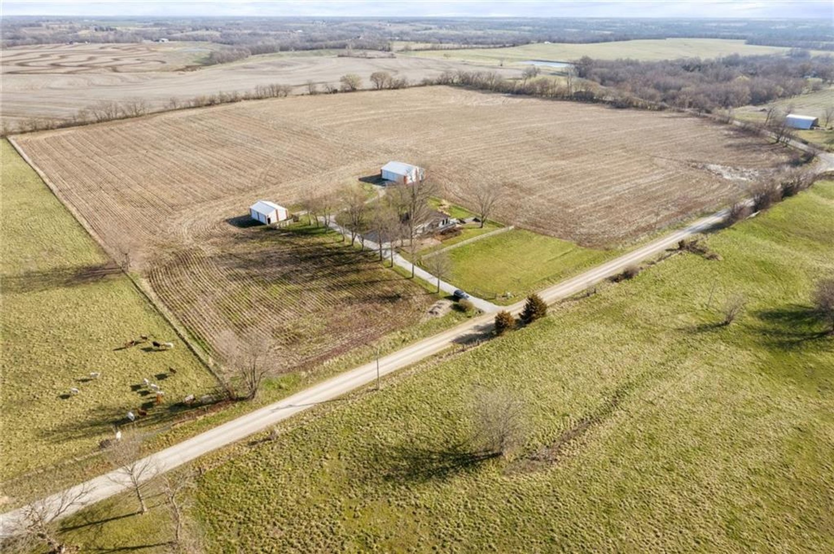 Image for 843 NW 825th Rd - Centerview, MO